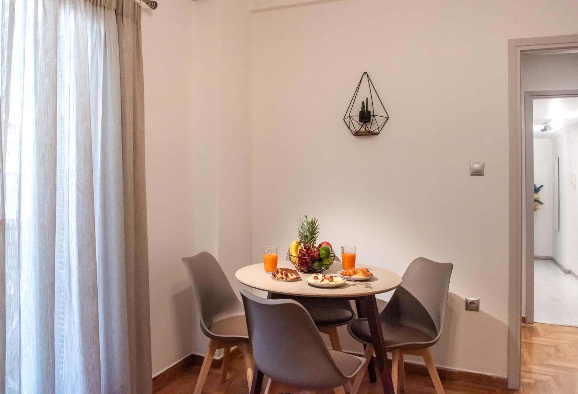 Relax Apartment Under Acropolis Atény Exteriér fotografie