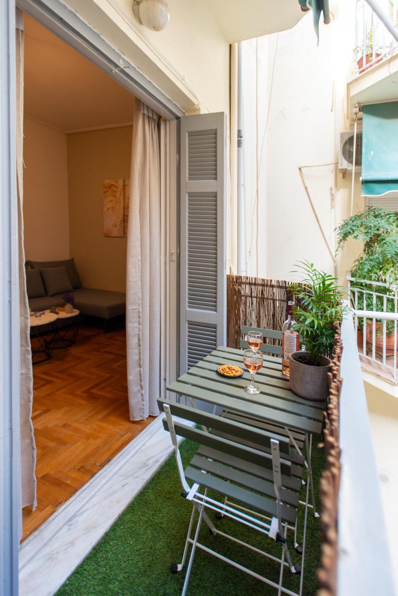 Relax Apartment Under Acropolis Atény Exteriér fotografie